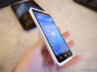 White Lenovo S720