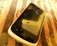 White Karbonn A1 Plus