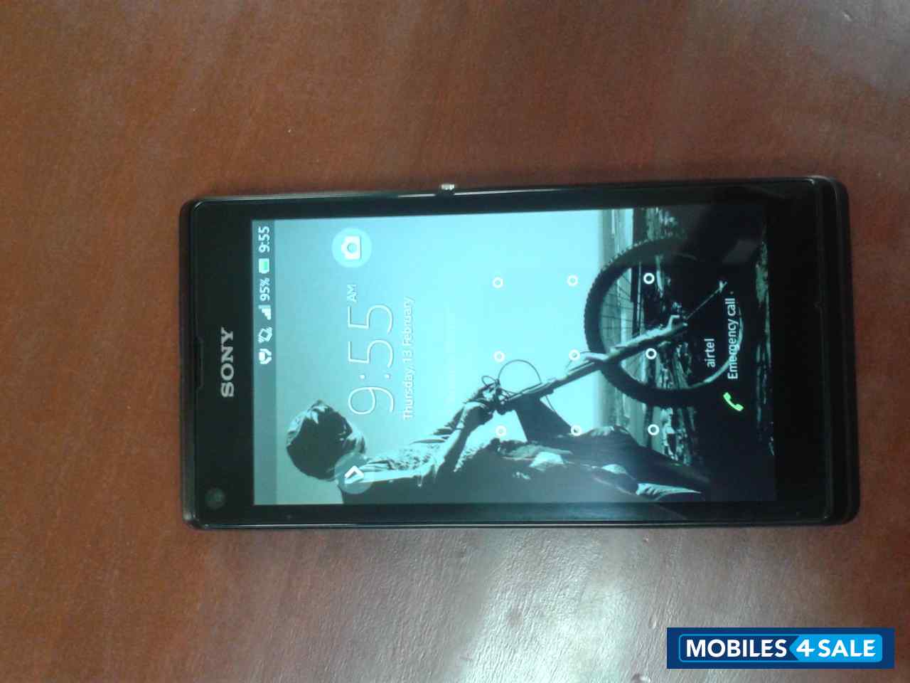 Black Sony Xperia L