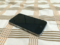 Black Apple iPhone 4