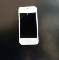 White Apple iPhone 4S