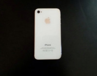 White Apple iPhone 4S