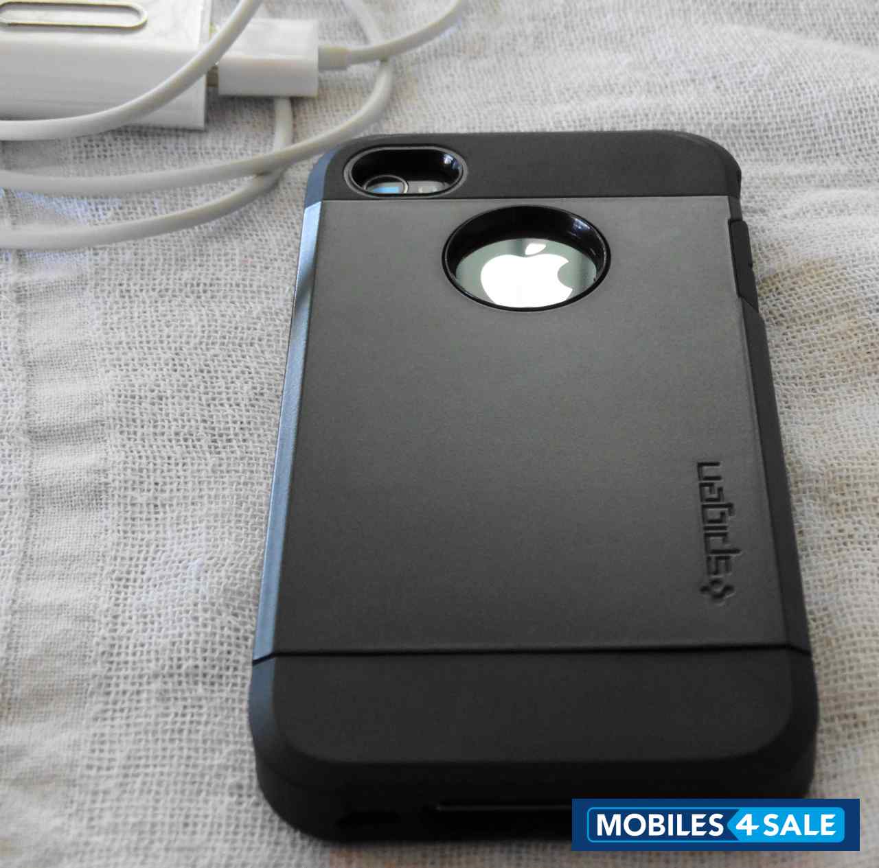 Black Apple iPhone 4S