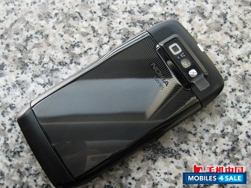 Black Nokia E71