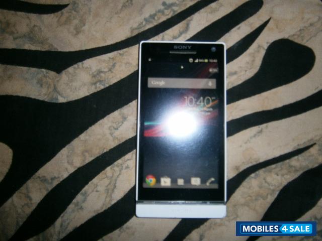 White Sony Xperia SL