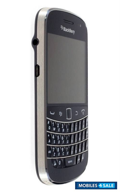 Black BlackBerry Bold 9900