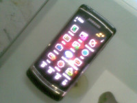 Black Samsung Omnia HD i8910