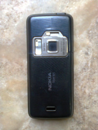 Black Nokia N82