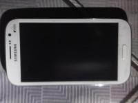 White Samsung Galaxy Grand GT-I9082