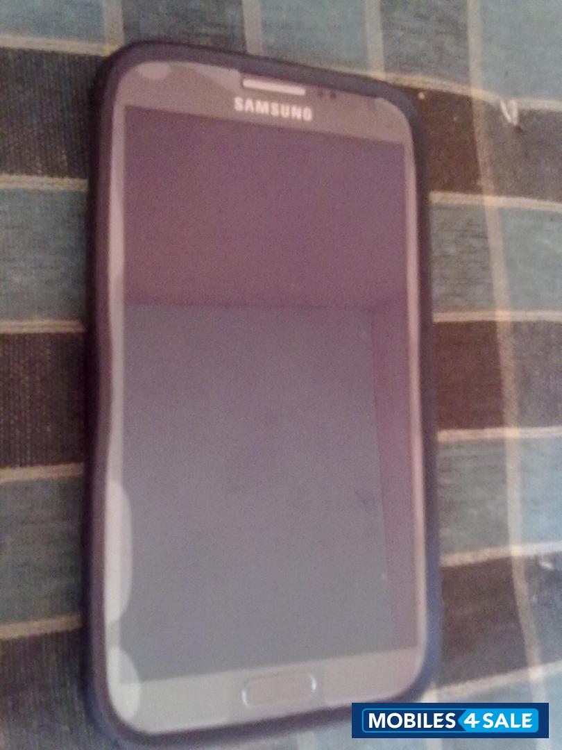 Grey Samsung Galaxy Note 2