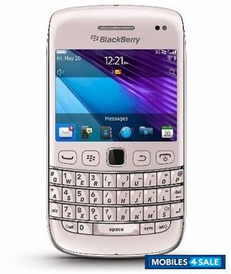 White BlackBerry Bold 9790