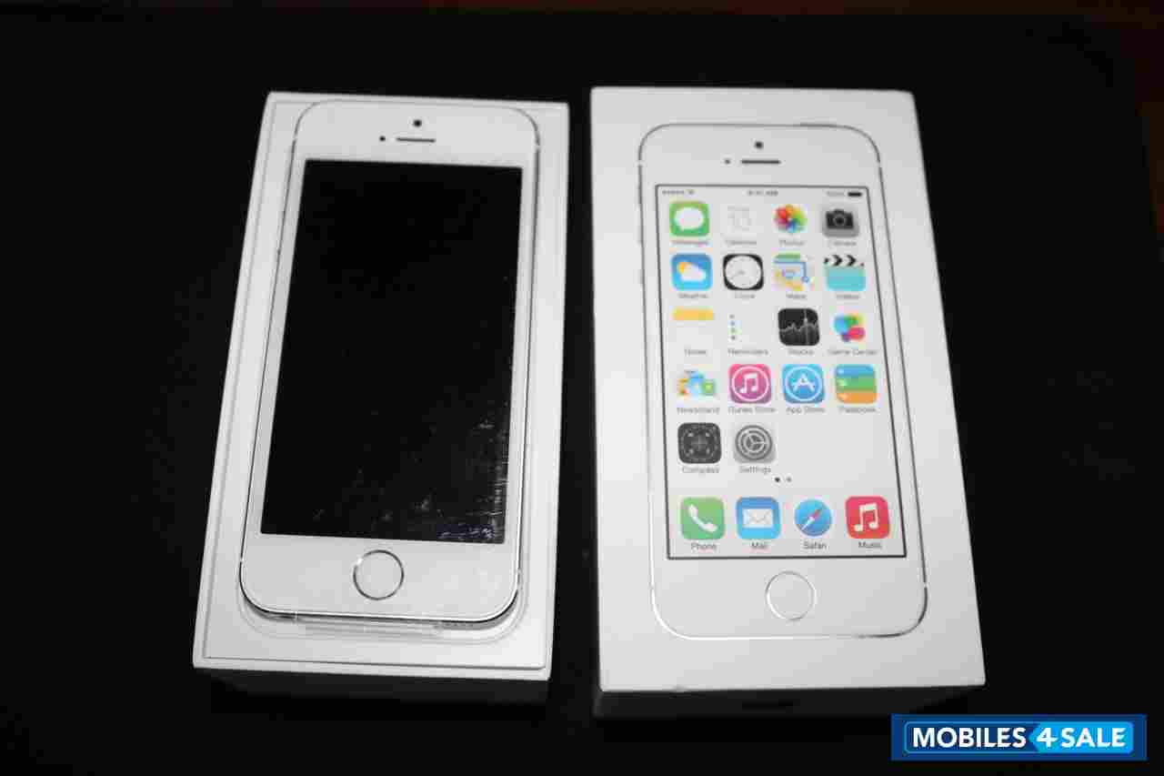 White Silver Apple iPhone 5S