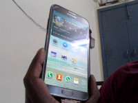 Grey Samsung Galaxy Note 2