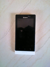 White Sony Xperia sola