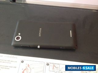 Black Sony Xperia