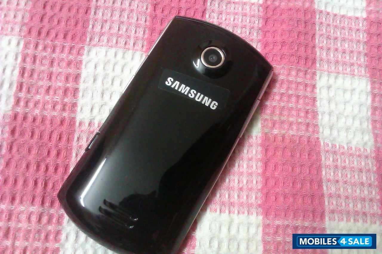 Black And Silver Samsung Monte