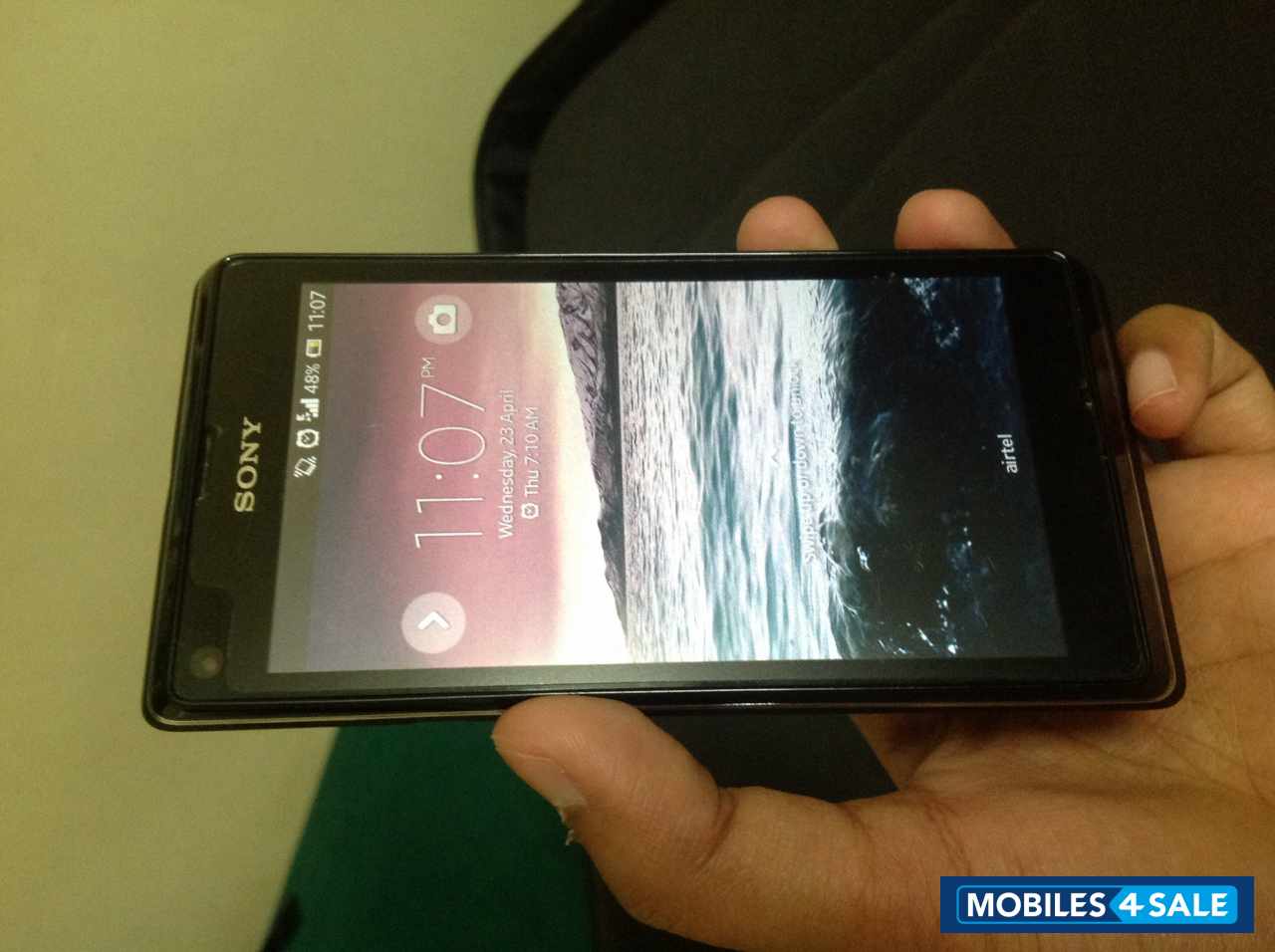 Black Sony Xperia L