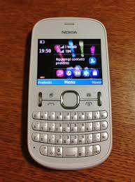 White Nokia Asha 200