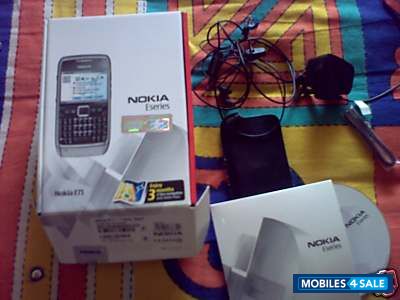 Black Nokia E71