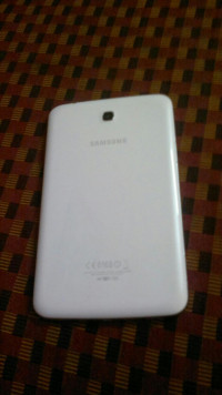 White Samsung Galaxy Tab 3 211