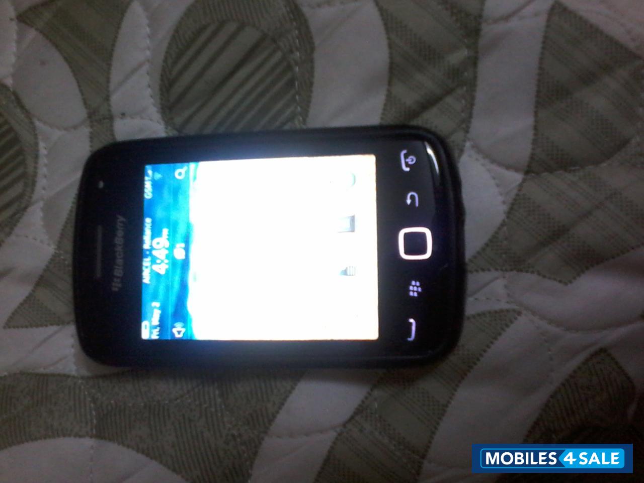 Black BlackBerry Curve 9380