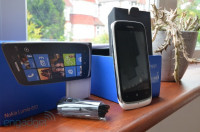 Black Nokia Lumia 610