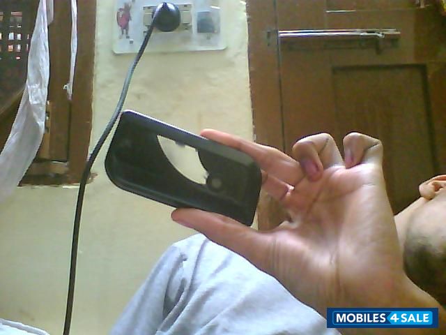 Black Nokia 7610