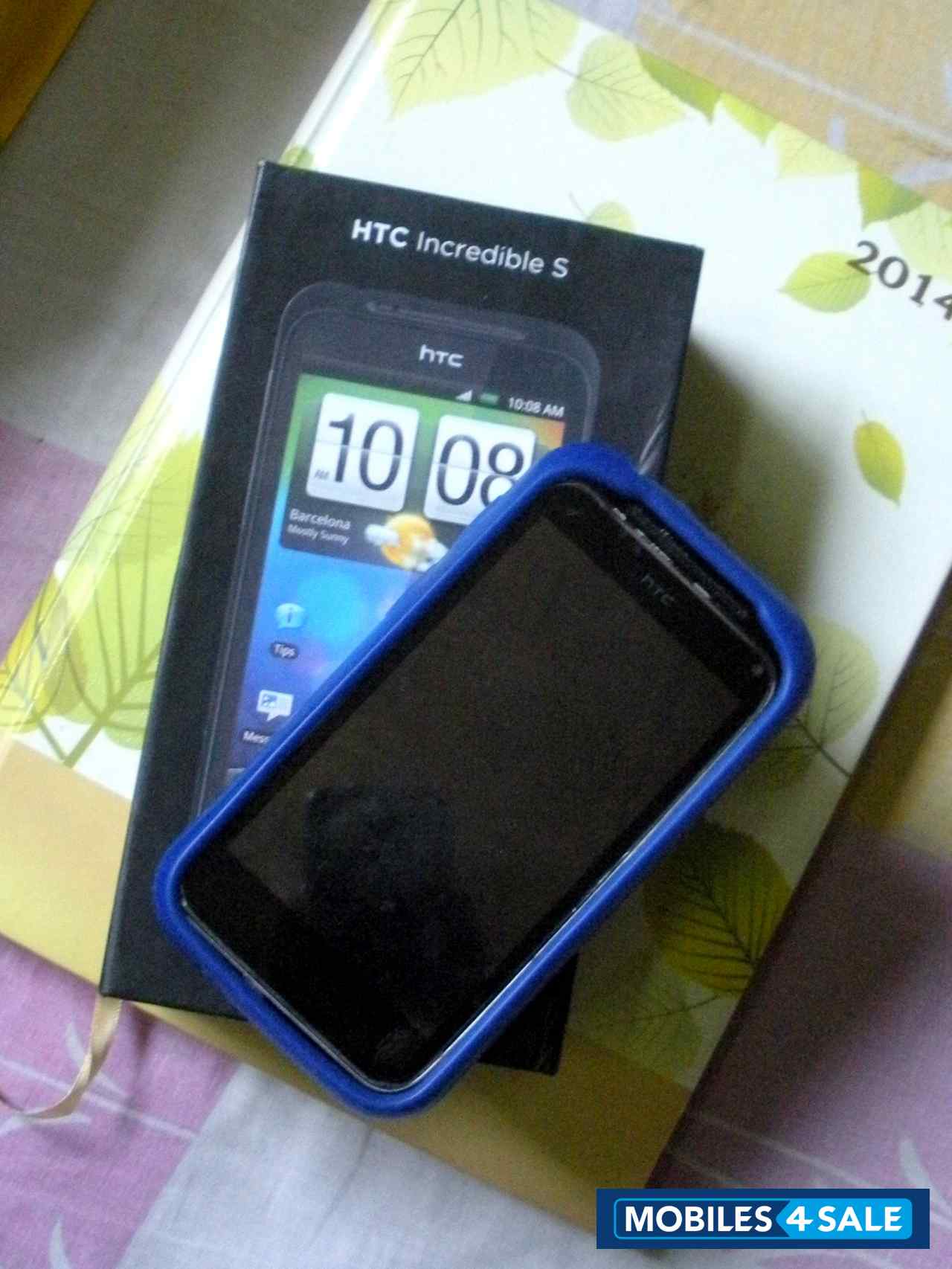 Black HTC Incredible S