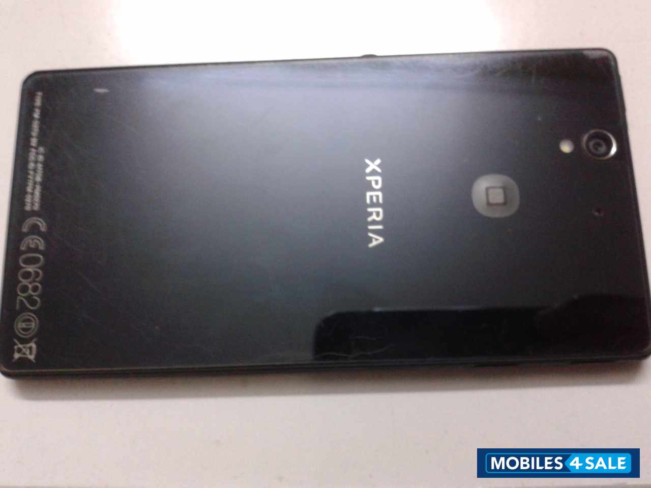 Black Sony Xperia Z