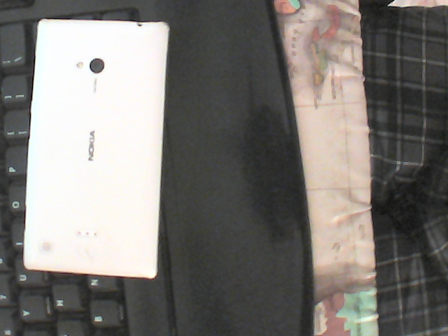 White Nokia Lumia 720