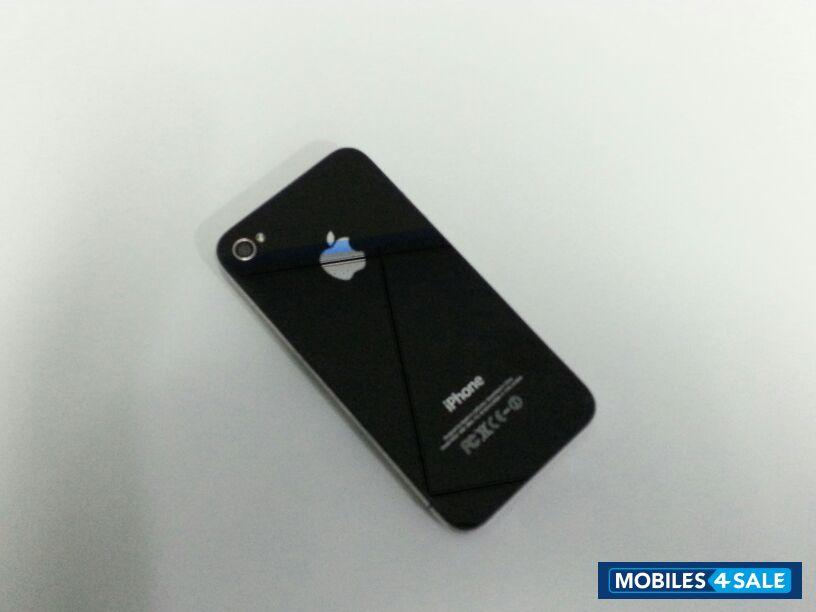 Black Apple iPhone 4