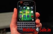 Black BlackBerry Q10