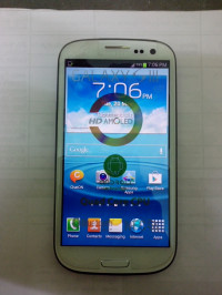 White Samsung Galaxy S3