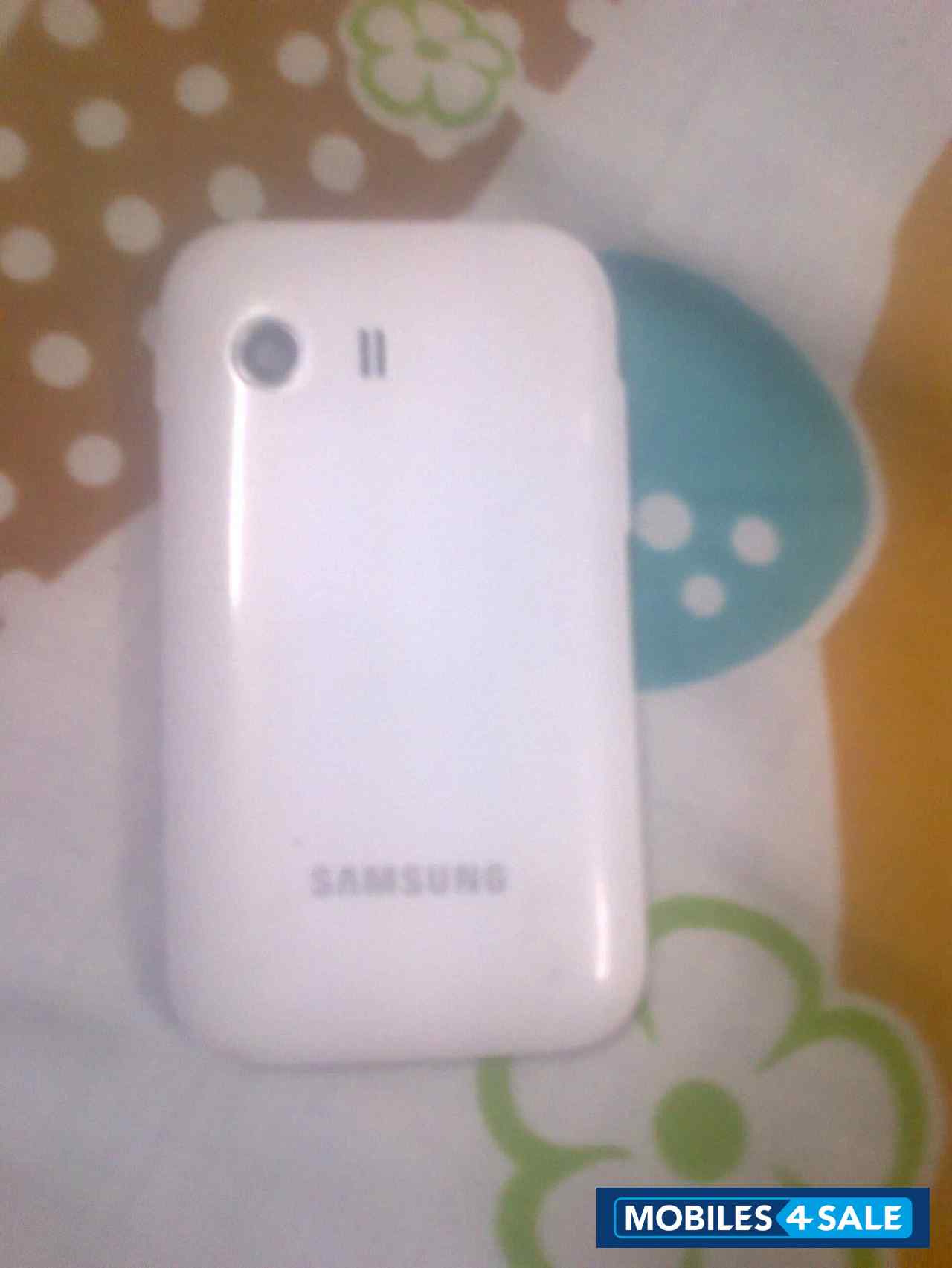 White Samsung Galaxy Y