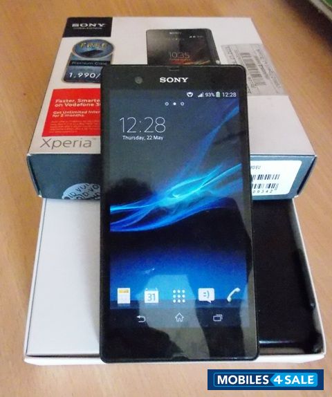 Black Sony Xperia Z