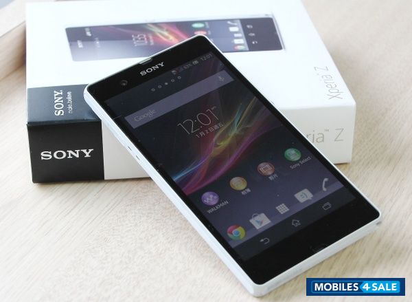 White Sony Xperia