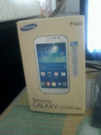 White Samsung Galaxy Grand Neo