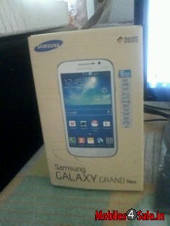 White Samsung Galaxy Grand Neo