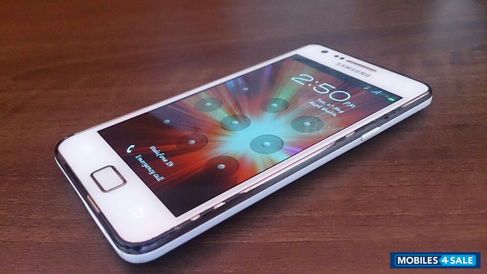 White Samsung Galaxy S2