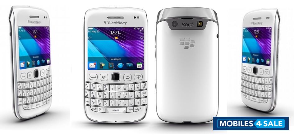 White BlackBerry Bold 9790