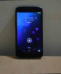 Black LG Nexus 4