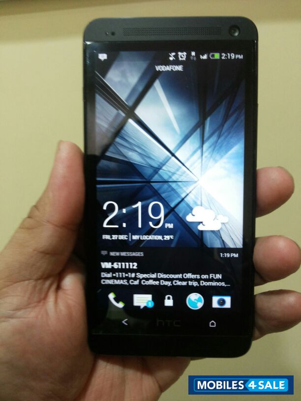 Black HTC M7