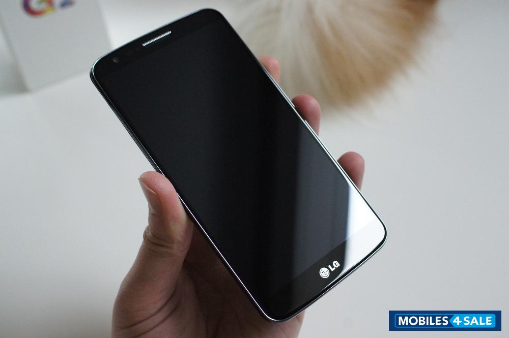 Black LG G2