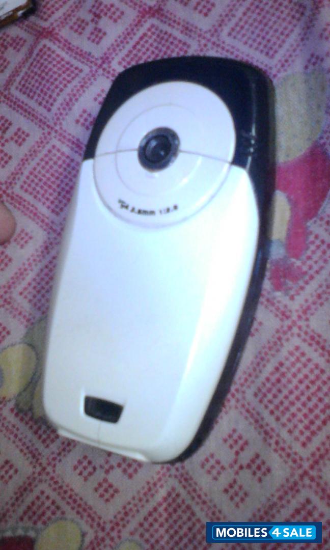 White Nokia 6600