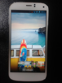 White Micromax Canvas Turbo A250