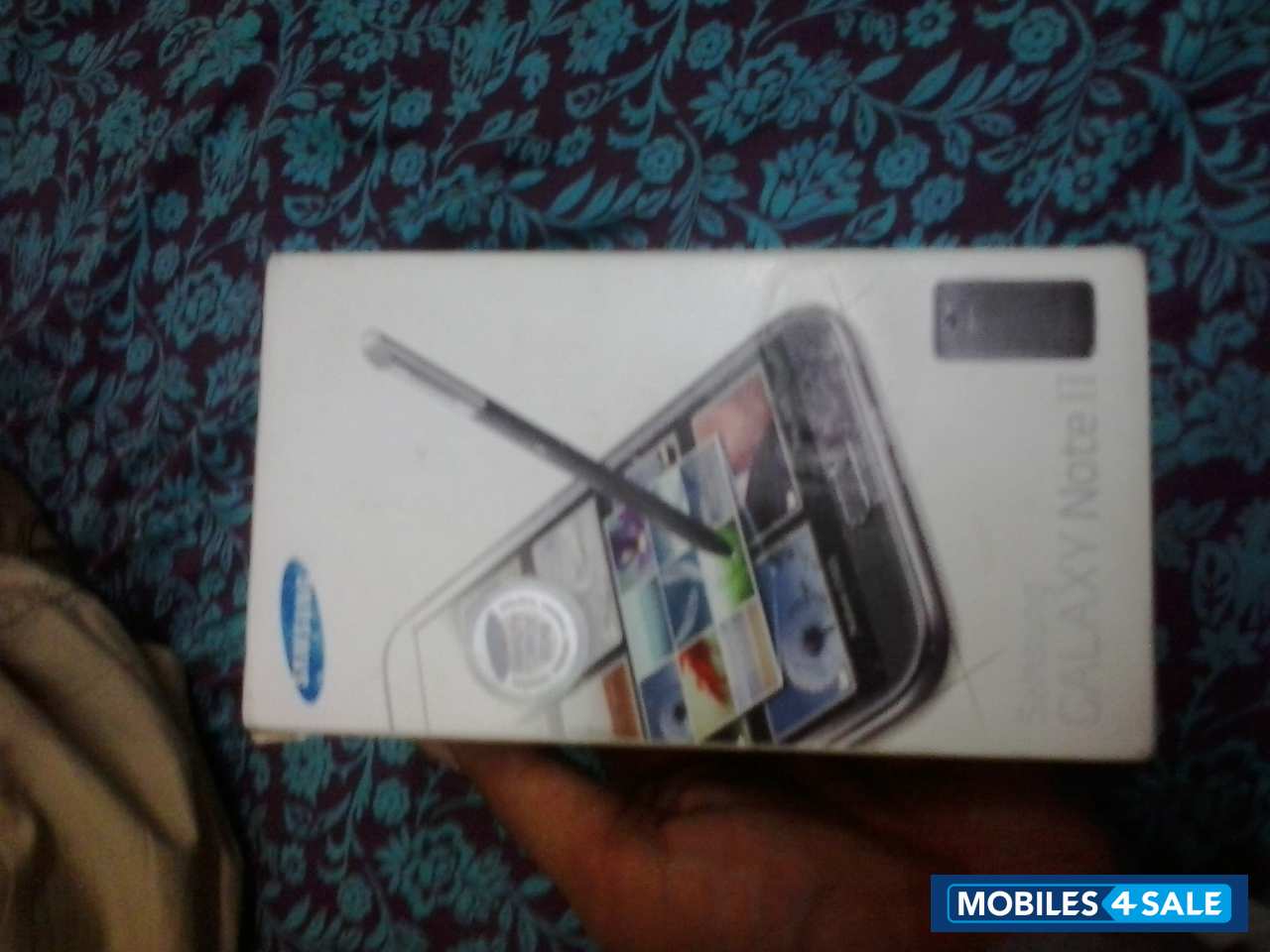 Grey Samsung Galaxy Note 2