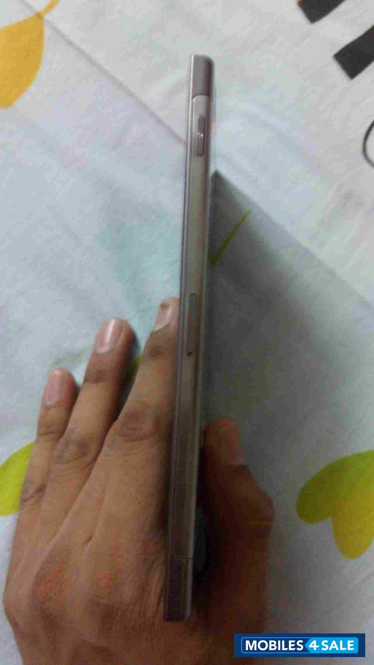 Steel Grey Lenovo K900