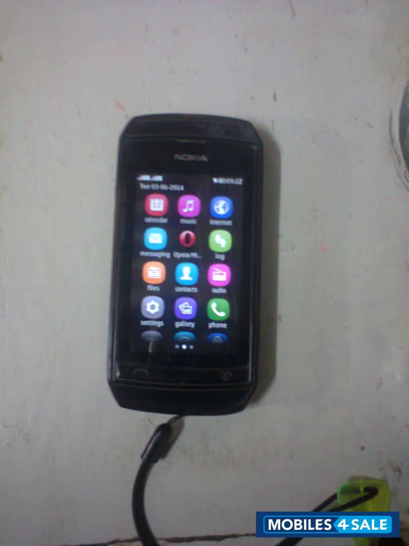 Black Nokia Asha 305