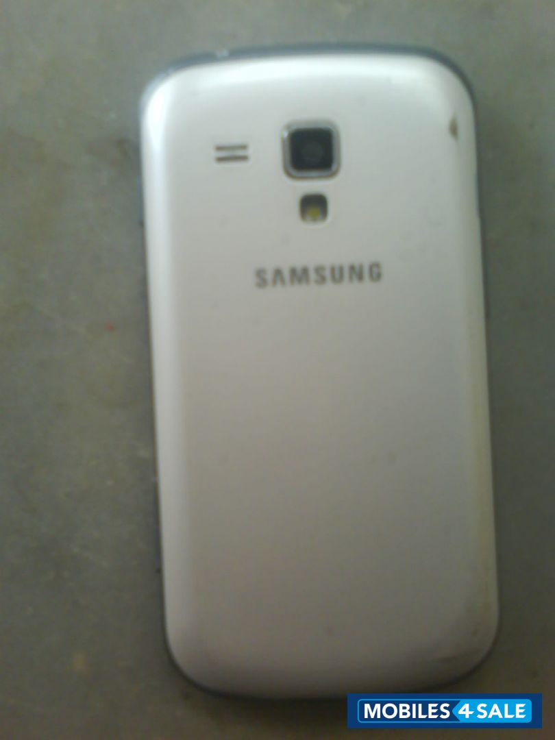 White Samsung Galaxy Trend