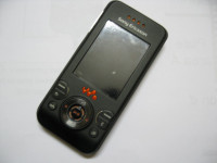 Black Sony Ericsson W580